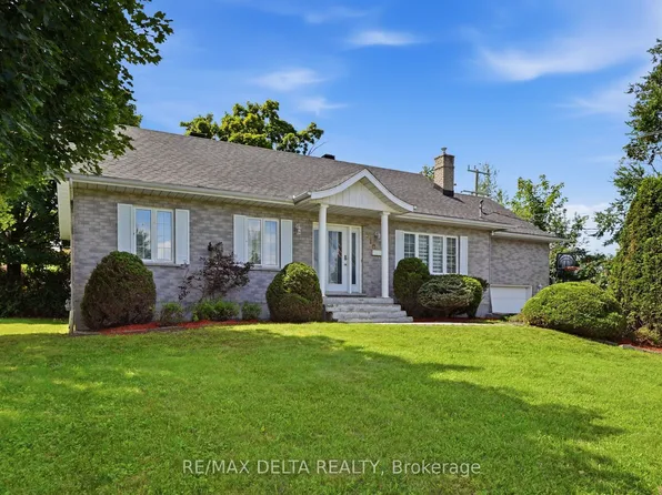 510 Stevens St, Hawkesbury, ON K6A 3J3