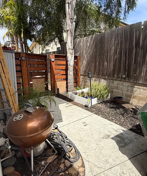 1533 Brighton Ave — Photo 11