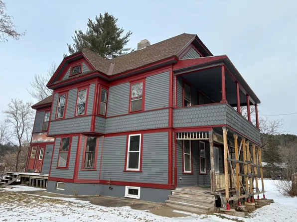 60 Harrison Avenue, St. Johnsbury, VT 05819