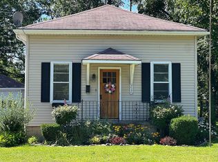 212 S East St, Vassar, MI 48768