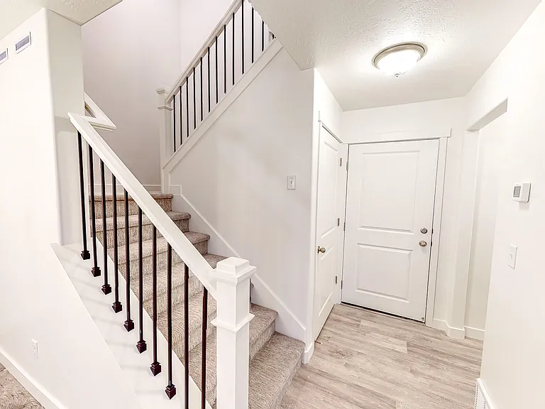 1205 S 750 W — Photo 9