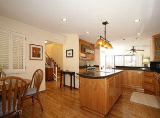 101 Esperanza Ave APT B, Sierra Madre, CA 91024