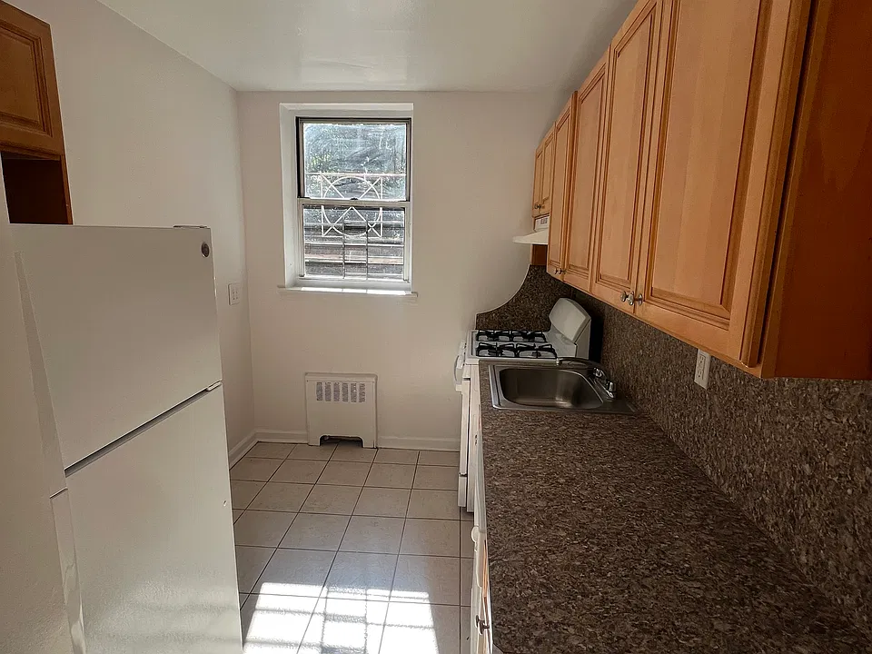 143-01 41st Ave #1H