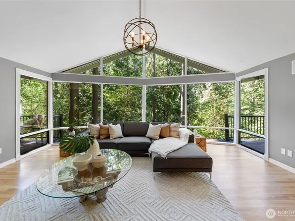 3718 130th Avenue NE, Bellevue, WA 98005