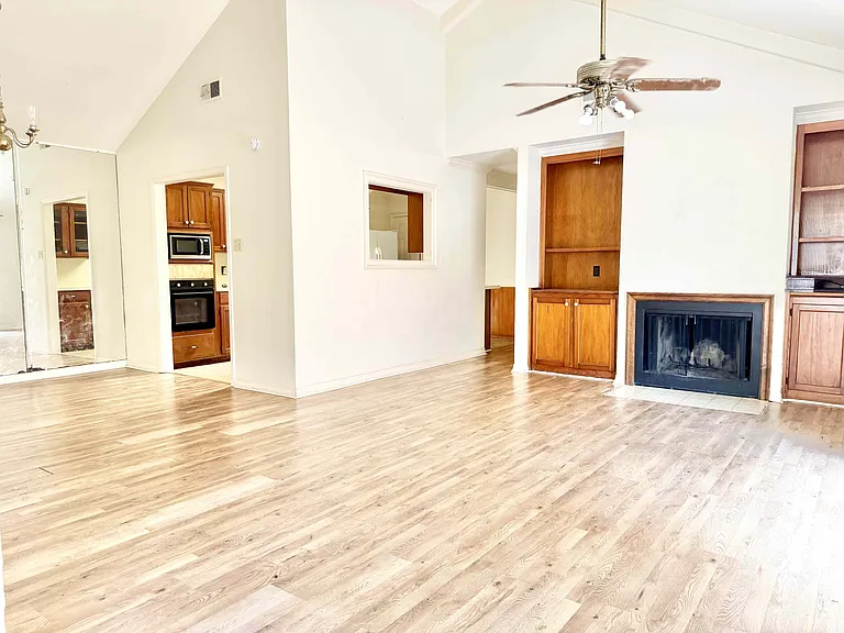 145 Croydon Ave — Photo 3