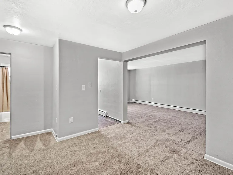11515-11523 Frankstown Road — Photo 12
