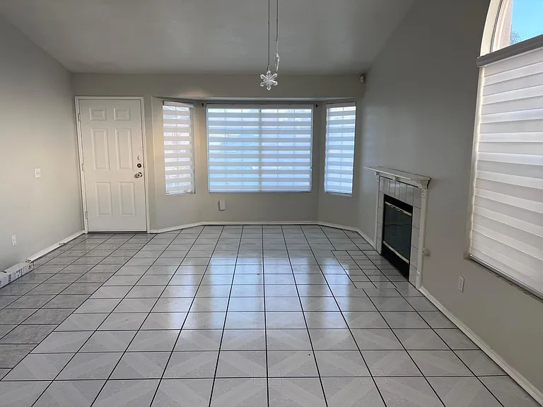 9760 Cupid Way — Photo 17