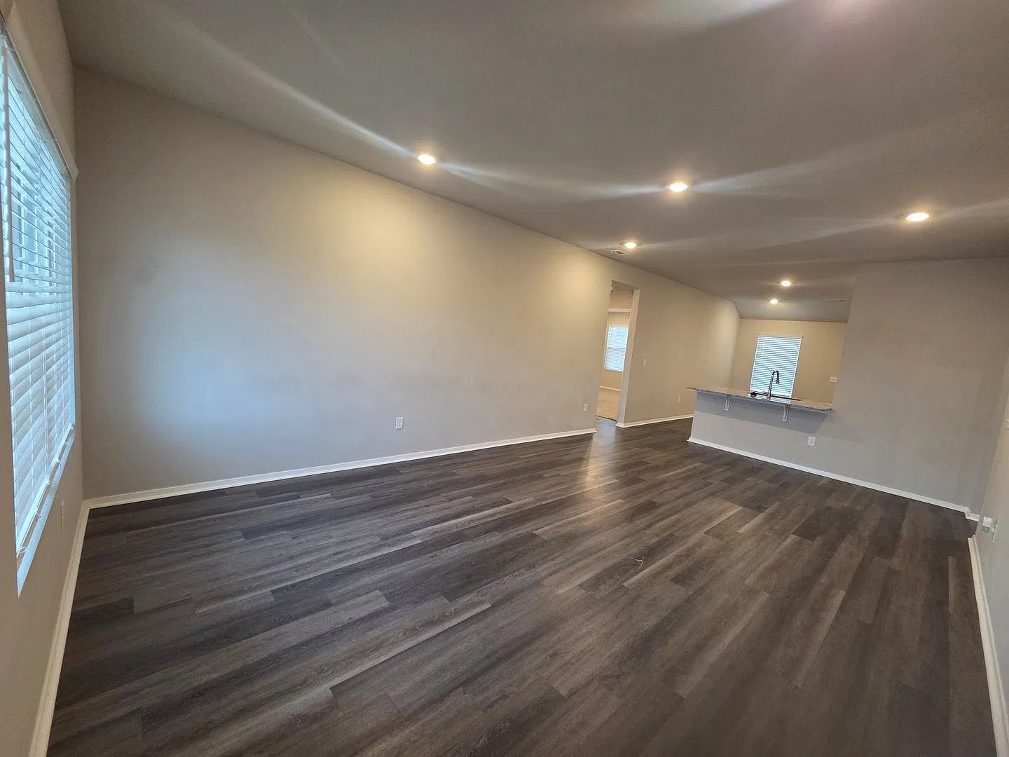Move-In Special: $500 Off! Spacious & Stylish Home In The Desirable Walnut Hill Community! — Photo 4