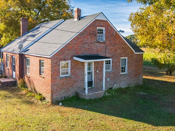 149 Nc 111, Chinquapin, NC 28521