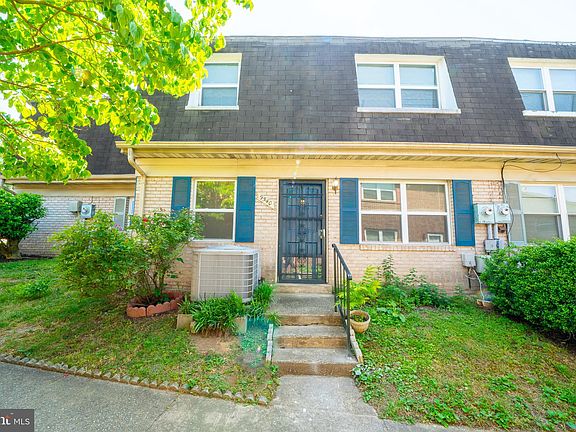 2nd image of 9540 Hagel Cir