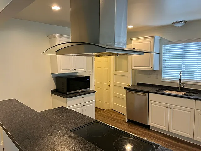 1017 S 800 E — Photo 21