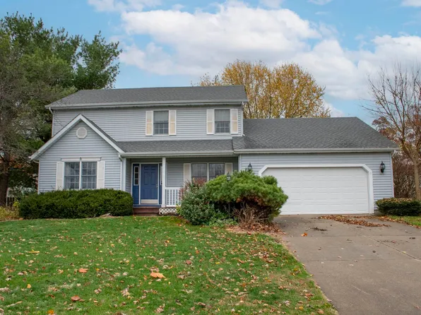 52326 Crimson Maple Dr, Granger, IN 46530