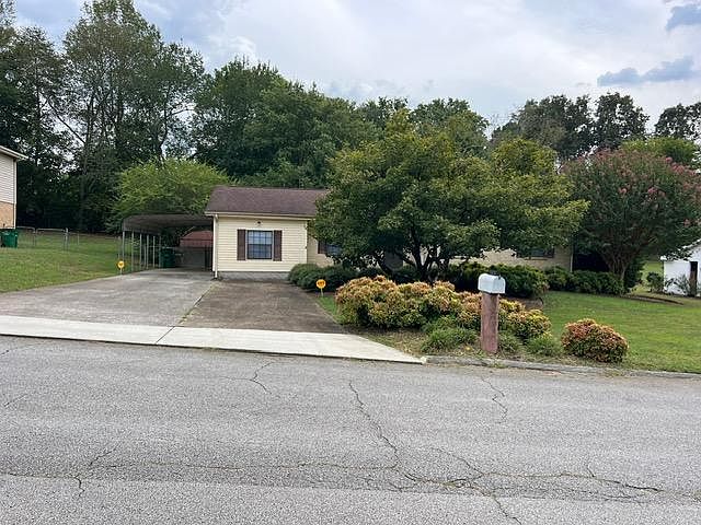 1st image of 1814 Bay Hill Dr
