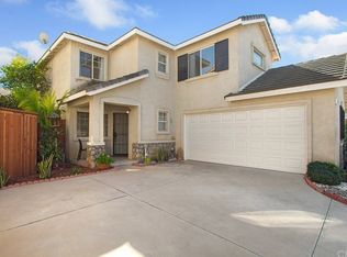 891 Clover Ln, Corona, CA 92878