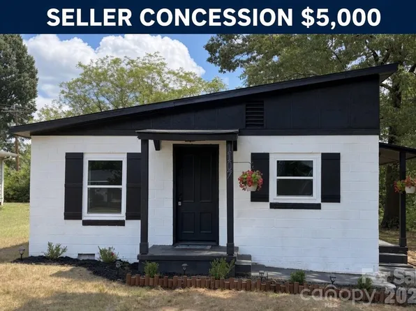 1107 S Meeting St, Statesville, NC 28677