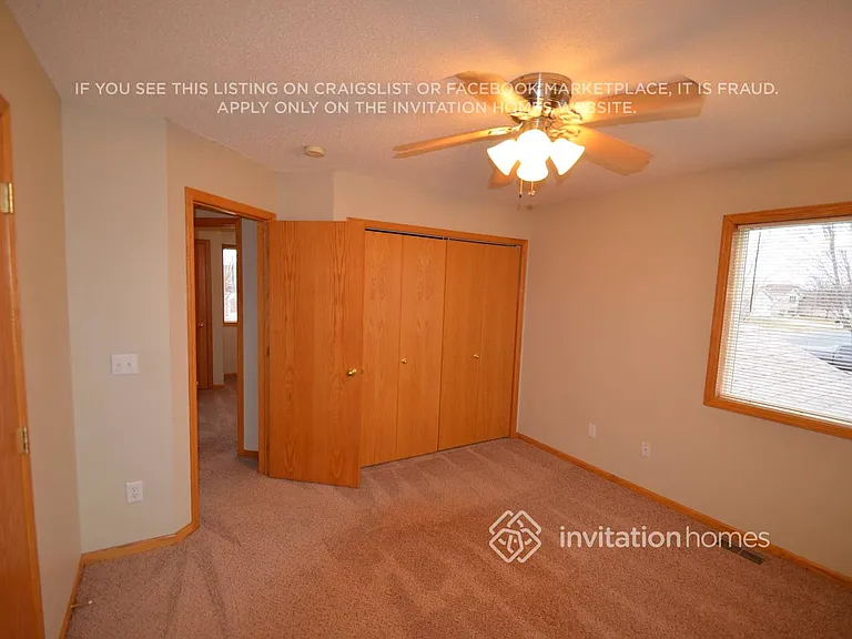 2243 Belfast St W — Photo 7