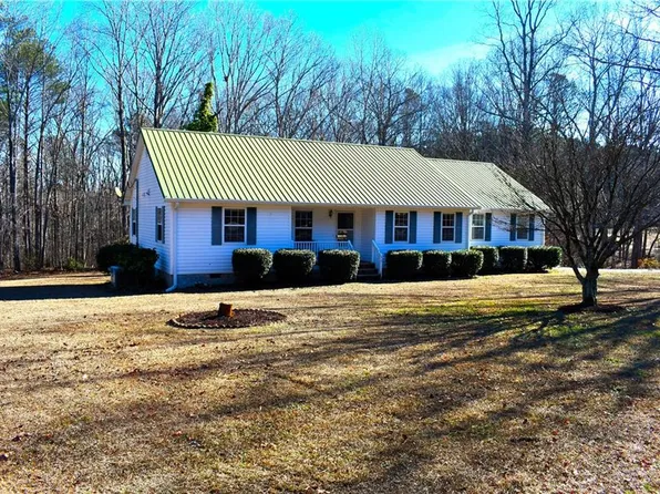50 Dogwood Trl, Buchanan, GA 30113