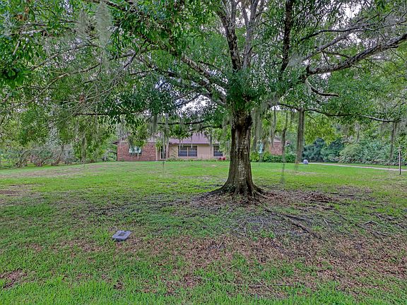 4th image of 1740 Hidden Lake Dr