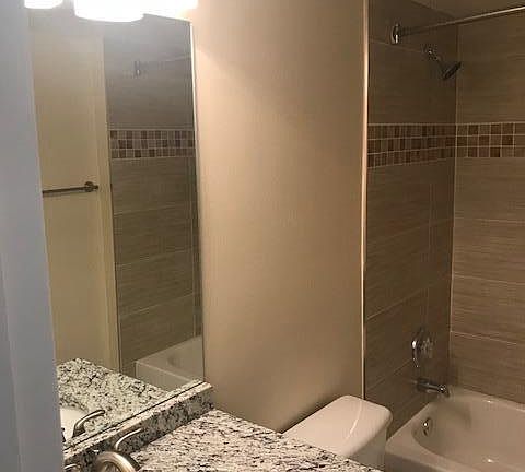 3rd image of 5520 NW 61st St