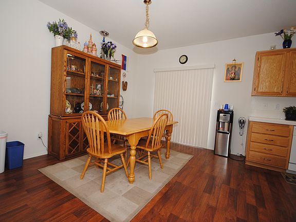 5th image of 15184 Hallmark Ln