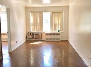 14735 Barclay Ave #2, Flushing, NY 11355