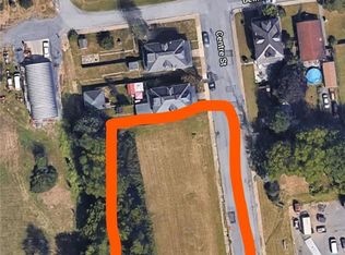 1150 Centre St, Easton, PA 18042
