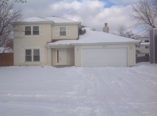 1397 Bridgedale Rd, Crystal Lake, IL 60014