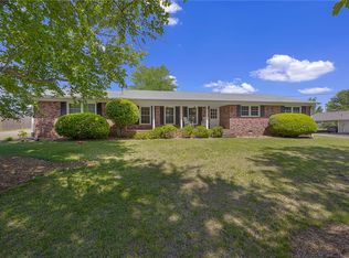 205 Meadow Ln, Easley, SC 29642