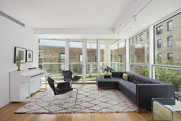 Rented by Compass | media 31