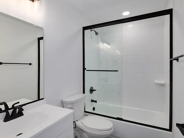357 E Roeser Rd #18 — Photo 4