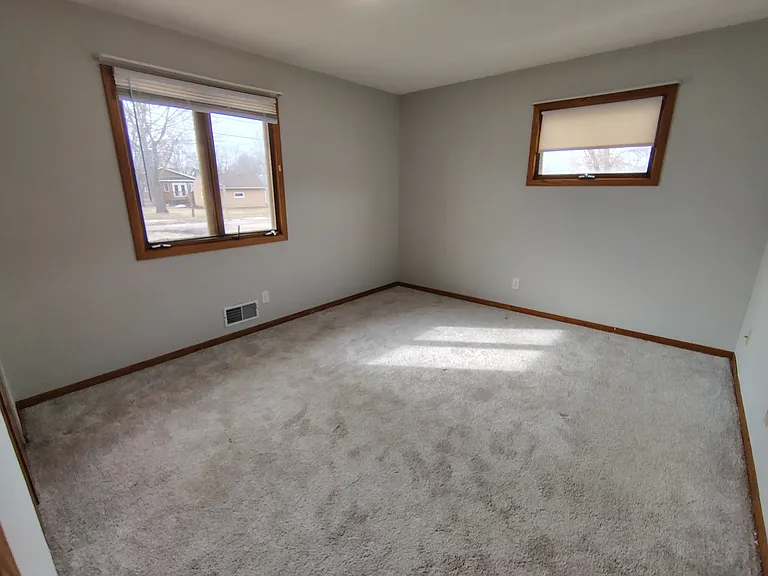838 Apgar St S — Photo 12