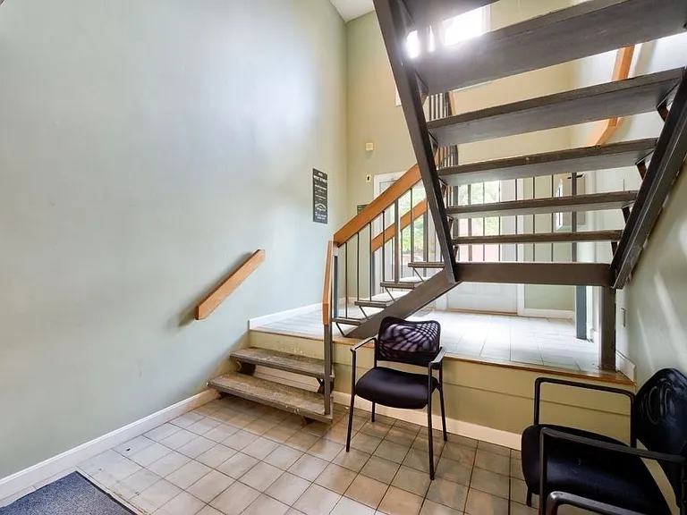 400 West St #1 — Photo 4