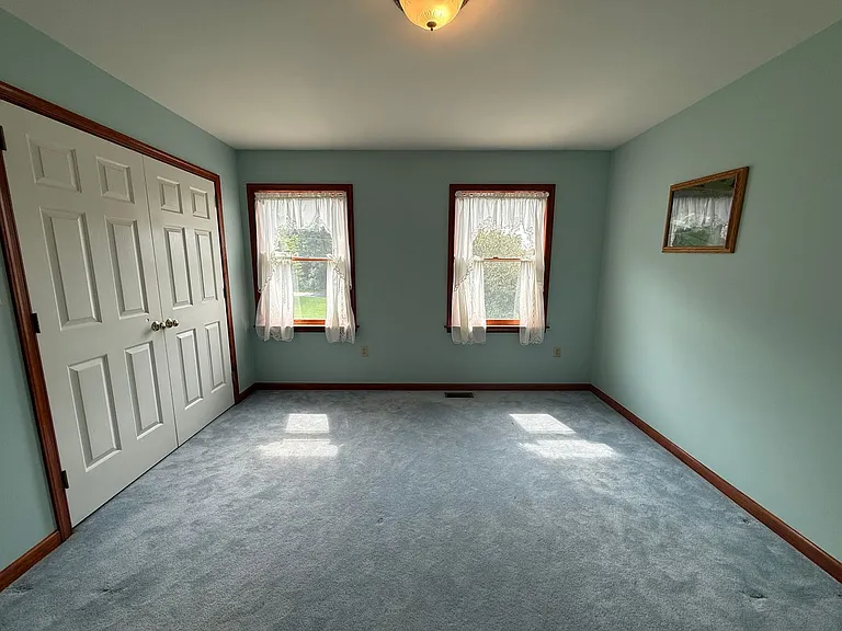 1695 Louser Rd — Photo 15