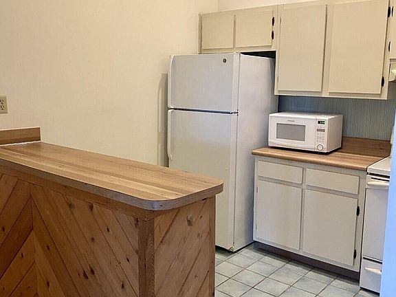 2nd image of 6271 Chasewood Dr APT E