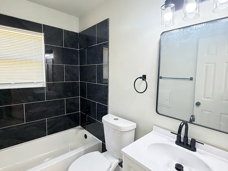 15753 Ellis St — Photo 15