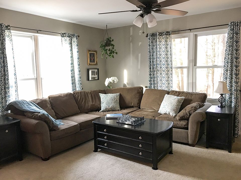 1st image of 217 Meadowlark Dr