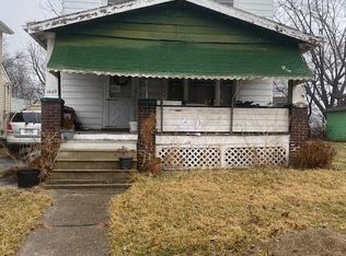 1449 Clearaire Rd, Cleveland, OH 44110