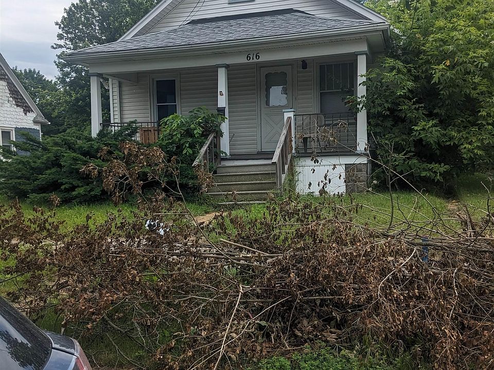 1st image of 616 S Wheeler St