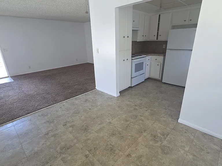 2210 Nelson Ave #D — Photo 7