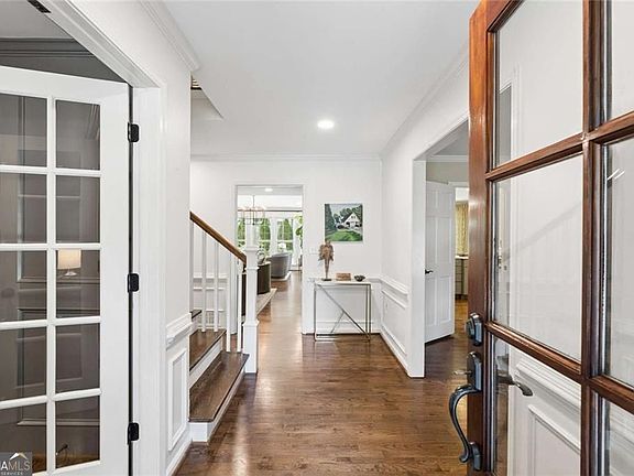 2nd image of 1514 Ragley Hall Rd NE
