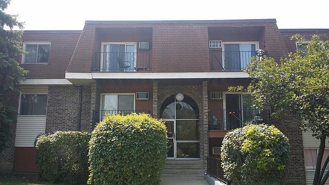 1st image of 565 Hill Dr #9-304
