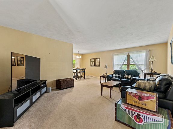 4th image of 1001 Prestwick Pkwy