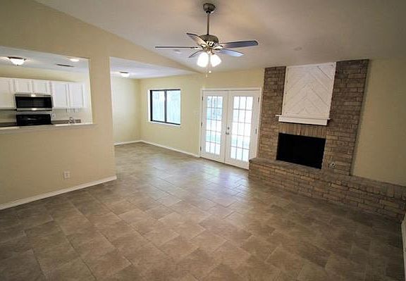 5th image of 5663 Larkdale Dr