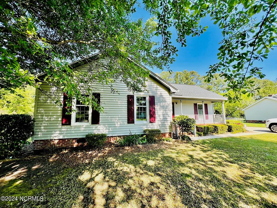 1st image of 1546 Manchester Drive