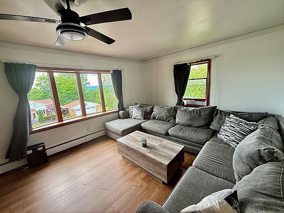 3rd image of 304 Melvin St
