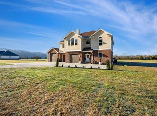 1118 Espalier Dr, Decatur, TN 37322