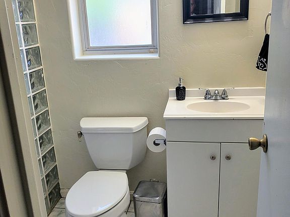 Bathroom with walking shower