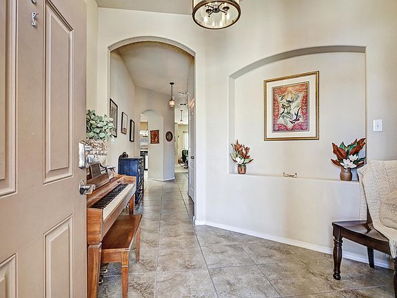 3rd image of 2563 Cerro Parrido Rd SE