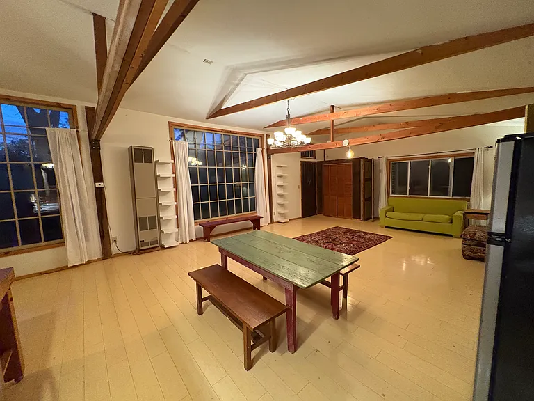 35 Hasbrouck Ln #A — Photo 2