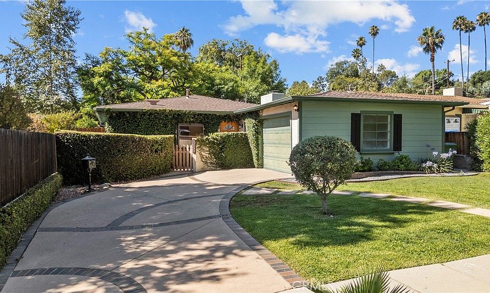 1st image of 22232 Buena Ventura St